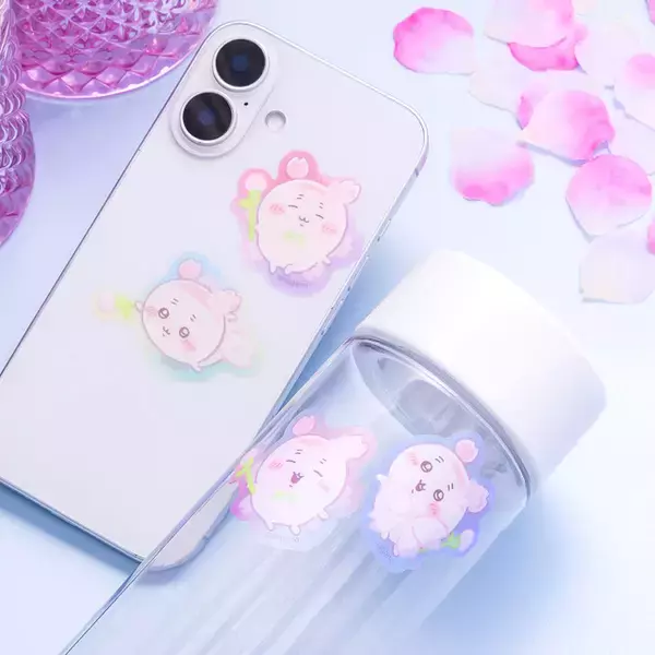 「ちいかわがさくらのようせいに変身♪ 「ちいかわ」ビーズ付きアクキーやトートバッグなど新商品が登場」の画像