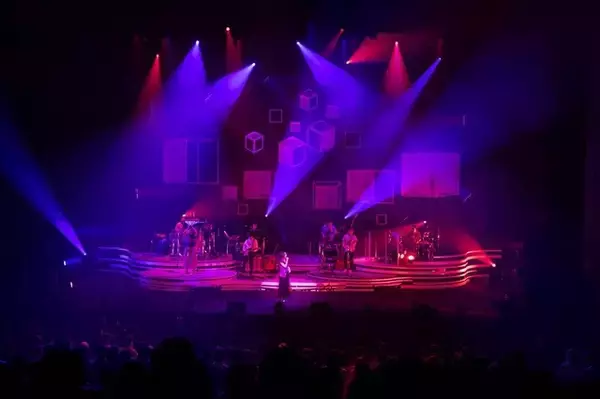 「坂本真綾“ありがとうの気持ちを込めて”サプライズ「プラチナ」披露♪ ワンマンLIVE「記憶の図書館」約4カ月ぶりの振替公演レポ」の画像