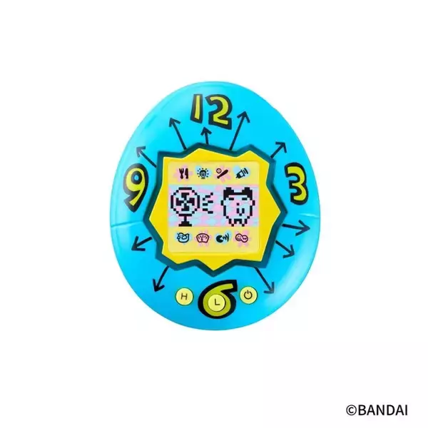 「「たまごっち」初代デザインのハンディファン登場！ かわいいたまごっちと暑さを乗り切ろう♪ 持ち歩きはもちろん、デスクに置いて使用も可能」の画像