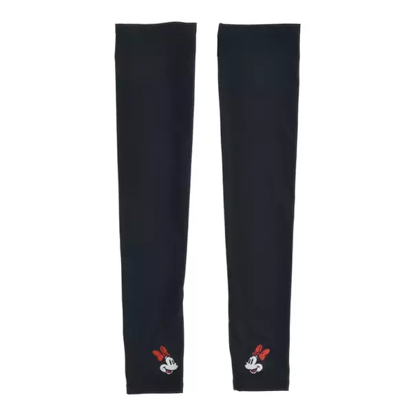 「紫外線対策にピッタリ◎ ディズニーヴィランズやアリエルで、ド派手＆外側はシンプルな使いやすい傘登場」の画像