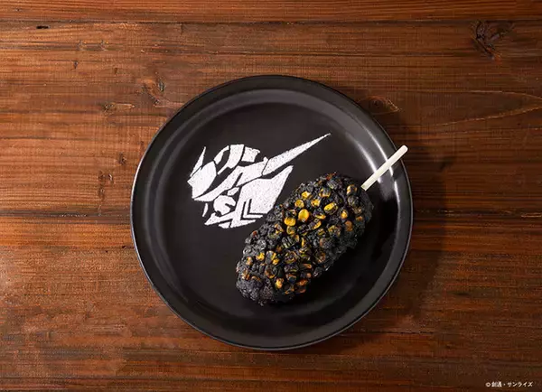 「「ガンダム　鉄血のオルフェンズ」“俺たちは家族だ！鉄華丼”、バルバトスの“メイス”をイメージしたチーズドッグなど…10周年記念カフェがオープン」の画像