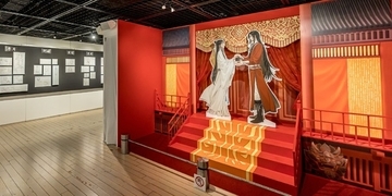 「天官賜福」展、日本初公開の新作ムービーやミニ屏風ほか新グッズ追加で見どころ多数！愛知会場が3月7日開幕