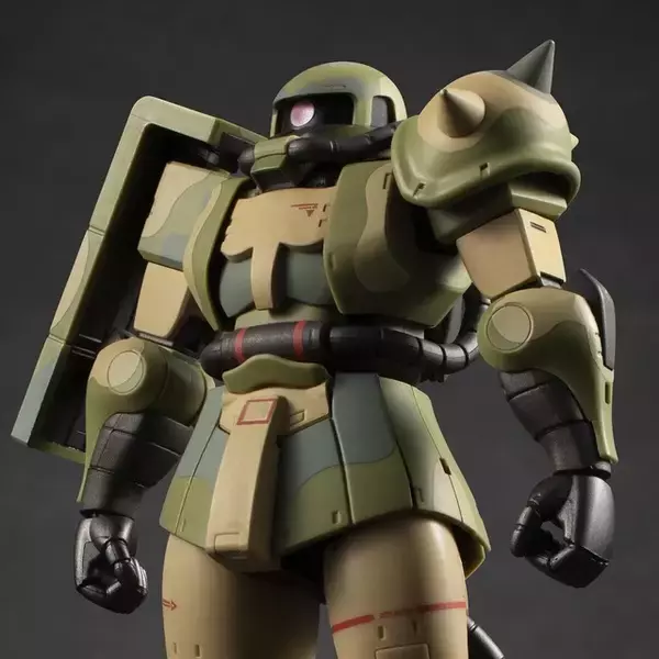 「ガンダム」陸戦型ザク迷彩仕様の湿地帯戦用ザクがROBOT魂より立体化！ 連邦軍本部ジャブローを攻略すべく、ジャングルや沼地に対応させたミリタリー感あふれるザク