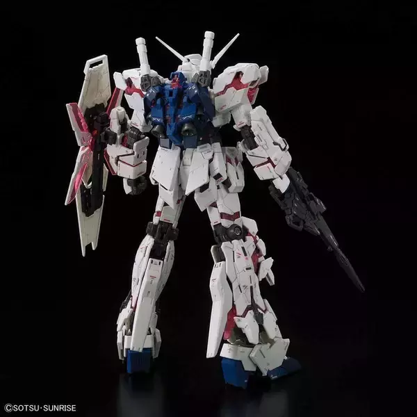 「FAユニコーンガンダム、バンシィ、シナンジュを揃って入手可能！ 「ガンダムUC」より主役機＆ライバル機のRGガンプラが抽選販売受付中！」の画像