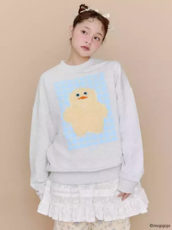 「「mojojojo（モジョジョジョ）」とmerry jennyがコラボ！ 秋冬に着たいアパレルアイテム登場」の画像