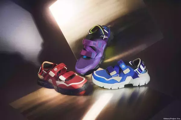 「エヴァ」零号機、初号機、弐号機をイメージ！スニーカーの安定感&サンダルのフラットさが融合した2WAY仕様コラボシューズ登場