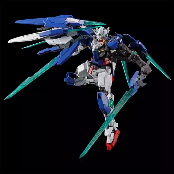 「「機動戦士ガンダム00」ELS襲来後のグラハム・エーカー専用機「エクシア リペアIV」がガンプラ化！RG準拠の新規造形で表現」の画像