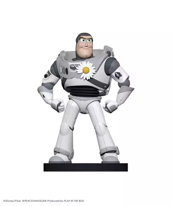 「ウッディやバズが400万円越えフィギュアに！「トイ・ストーリー」のキャラクターを“再解釈”したグッズが発売」の画像