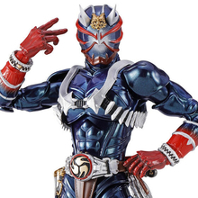 「仮面ライダー響鬼 20th Anniversary Ver.」が登場！「音撃棒・烈火」の華やかな炎のエフェクトパーツが映えるポージングを楽しもう