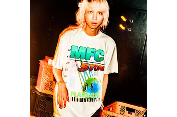 「キティやマイメロたちがうさぎモチーフの新衣装に♪ サンリオピューロランドと「エスターバニー」がスペシャルコラボ」の画像