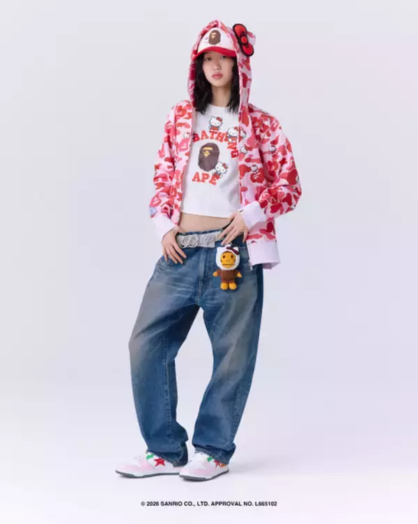 「クロミ＆ハローキティが「BAPE」とコラボ！世界観が交差するキュートなコレクション展開」の画像