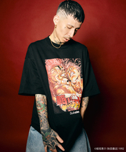 「刃牙」と「Subciety」のコラボアパレルアイテムが登場！ 花山薫の“侠客立ち”やコミックス37巻の躍動感あるイラストが◎