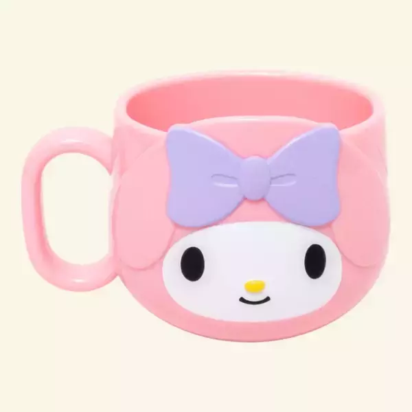 「サンリオ」クロミやキティの存在感抜群♪ キュートなデザインのダイカットマグコップが登場