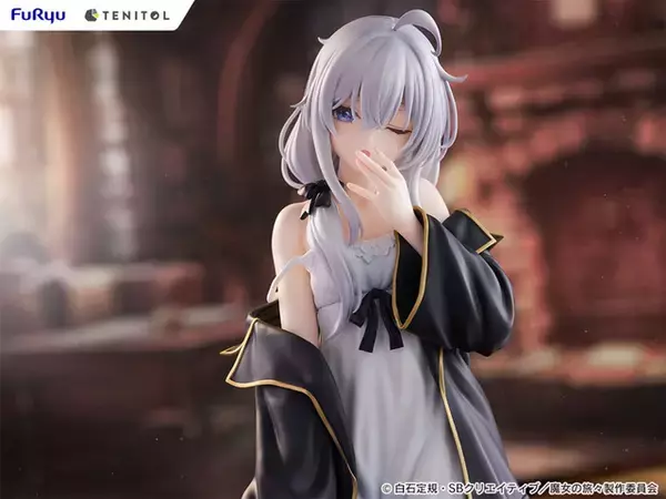 眠たげな表情で佇む銀髪美少女は誰でしょう？「そう、私です」――「魔女の旅々」イレイナがフリューオリジナルポーズで立体化！