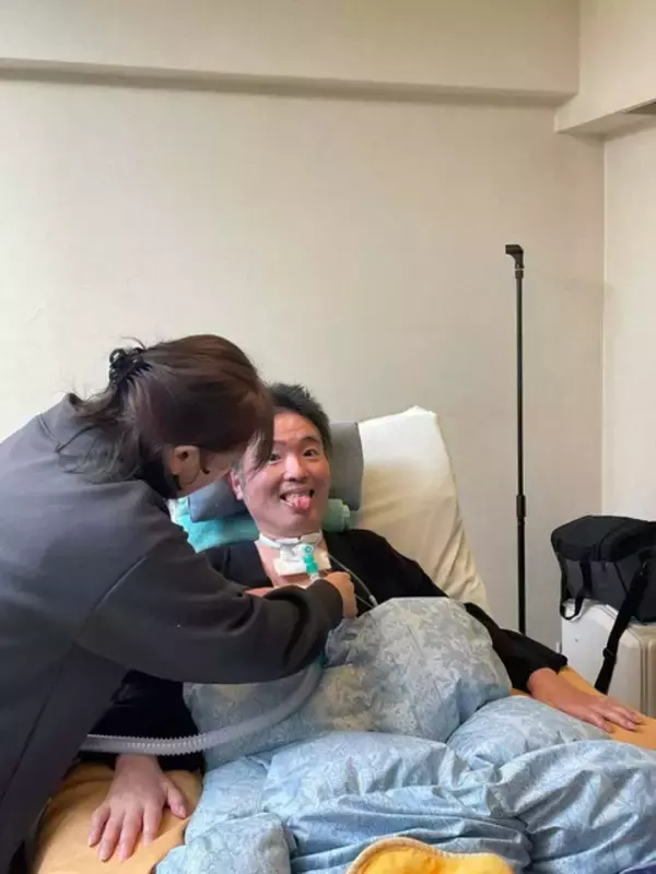 「ニャンちゅう役の声優・津久井教生、「手と口と目で書いた」エッセイが発売！難病「ALS」と“笑顔で生きる”工夫とは」の画像