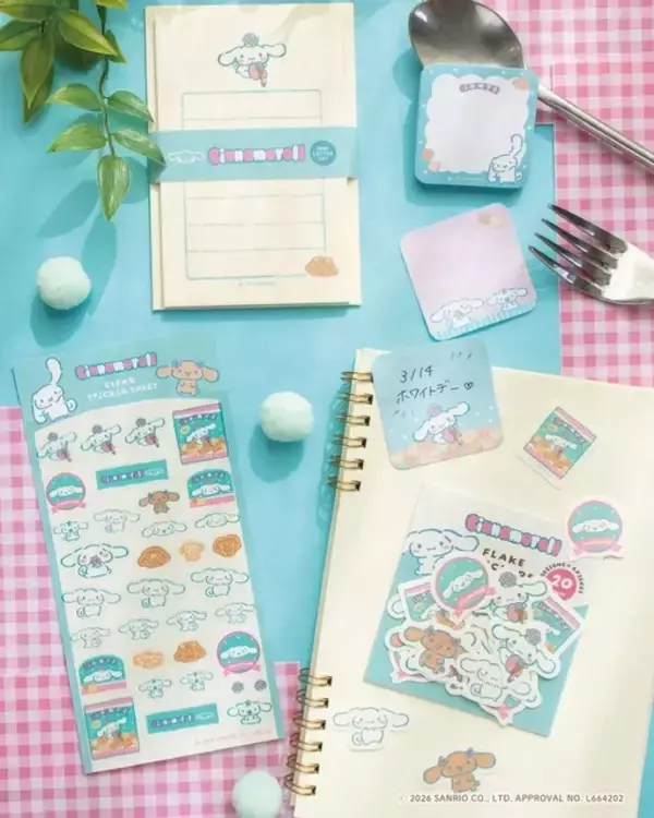 「レトロ可愛い♪キティ、シナモロール、パティ＆ジミーらがお菓子モチーフの文具に！新登場」の画像