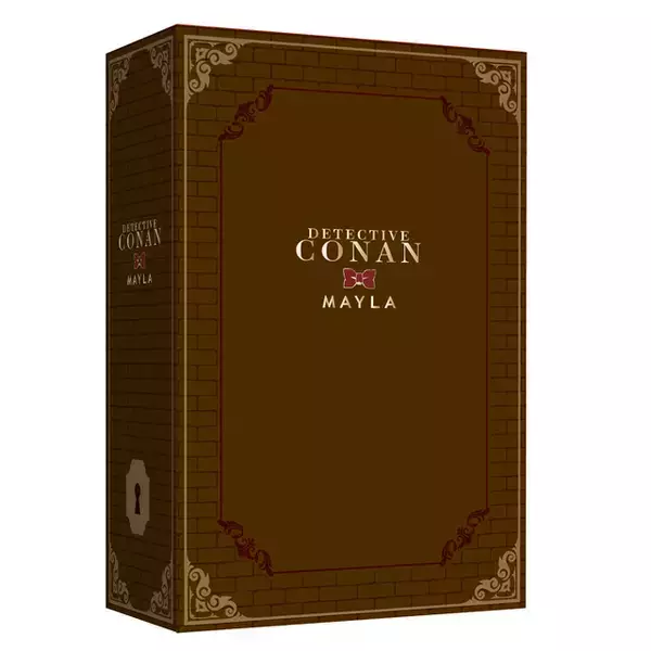 「「名探偵コナン」コナン“蝶ネクタイ型変声機”や、怪盗キッドのモノクル・マントを表現♪ 「MAYLA」パンプスが登場」の画像