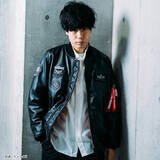 「「ガンダム」シャアをイメージした豪華レザー仕様！ALPHA INDUSTRIESとのラボ“MA-1”登場」の画像1