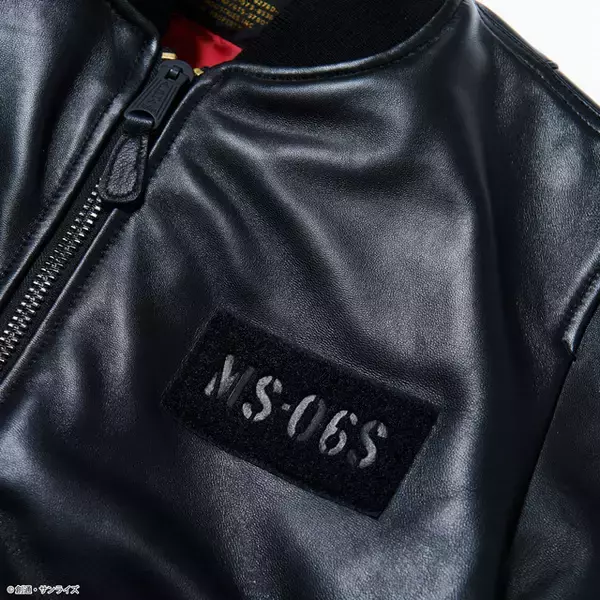 「「ガンダム」シャアをイメージした豪華レザー仕様！ALPHA INDUSTRIESとのラボ“MA-1”登場」の画像