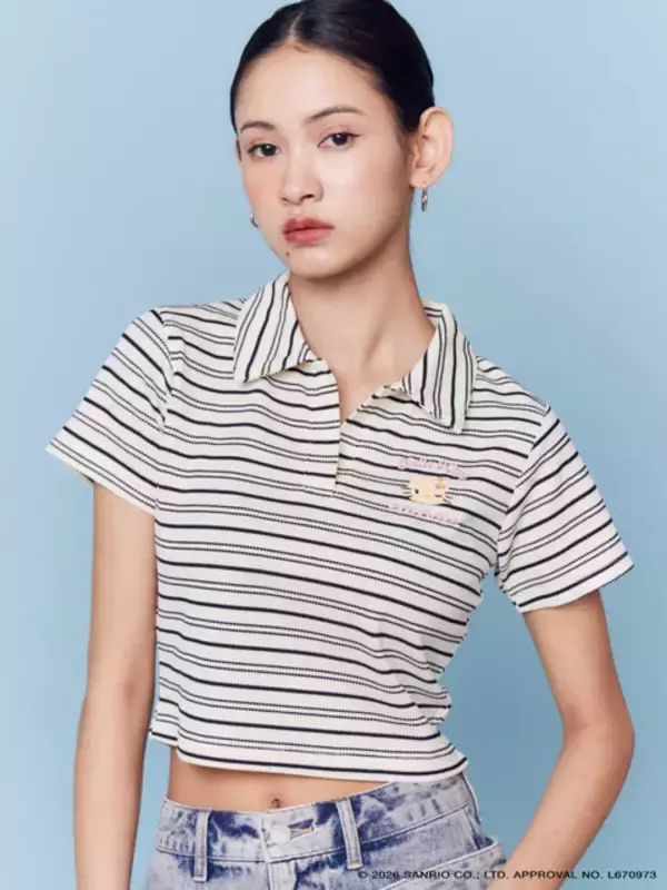 「「サンリオ」日焼けキティ＆マイメロのワンポイントがキュート♪「EMODA」コラボのTシャツやバッグが登場」の画像