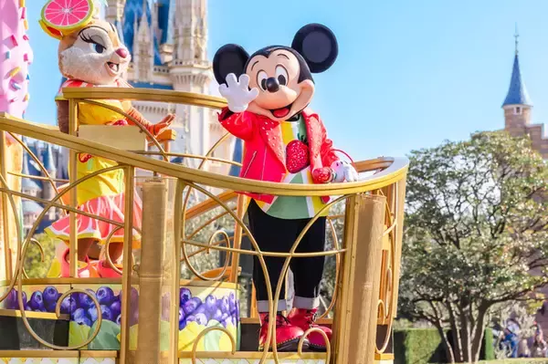 「GWは東京ディズニーランドで人気パレード＆フードを満喫！終了ショー＆期間限定プログラムも忘れず体験」の画像