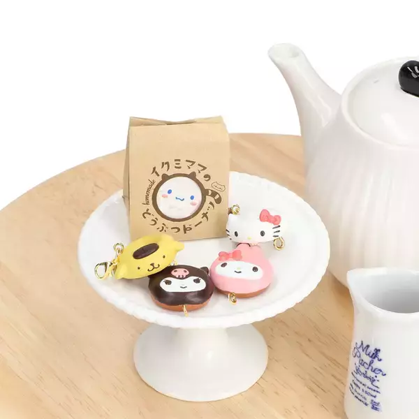 キティやシナモンがドーナツに!? 「サンリオ」ミニチュアサイズのチャームがカプセルトイで登場