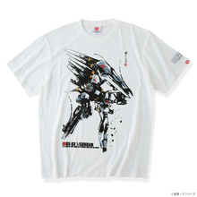 νガンダム、ディジェ、百式などを筆絵タッチで表現！ 「ガンプラ」BOXアートを取り入れたTシャツ登場！ アムロ、シャアの歴代搭乗機を振り返れるラインナップ