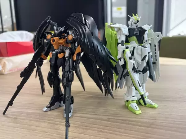 「緑のフリーダムガンダム、漆黒のウイングガンダムゼロが新鮮！「ガンダム×Apex」コラボガンプラを実際に作ってみた【レポ】」の画像