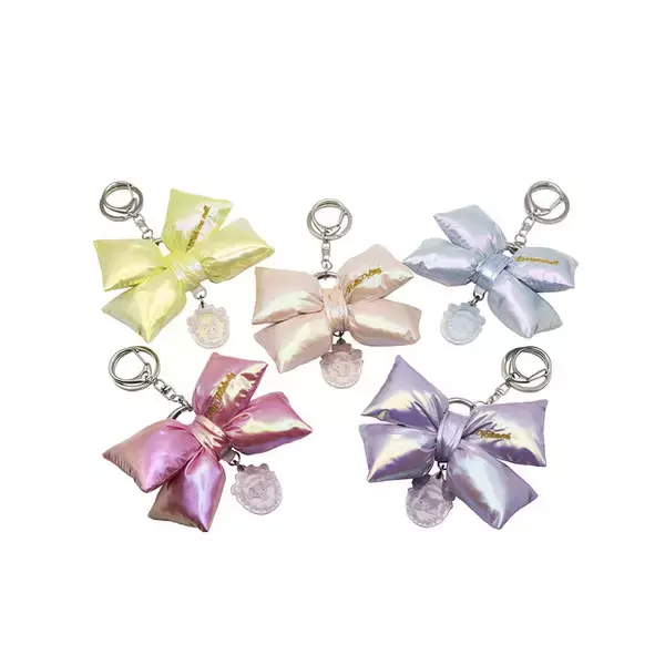 「ぷっくりリボンがかわいい☆ ハローキティ、シナモロール、クロミ、マイメロ、ウィッシュミーメルのカプセルトイ限定チャームが登場」の画像