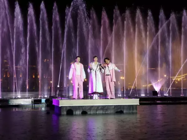 「「エヴァ×ハウステンボス」ナイトショーもエヴァ仕様！ 高橋洋子が「魂のルフラン」「残酷な天使のテーゼ」生歌唱」の画像