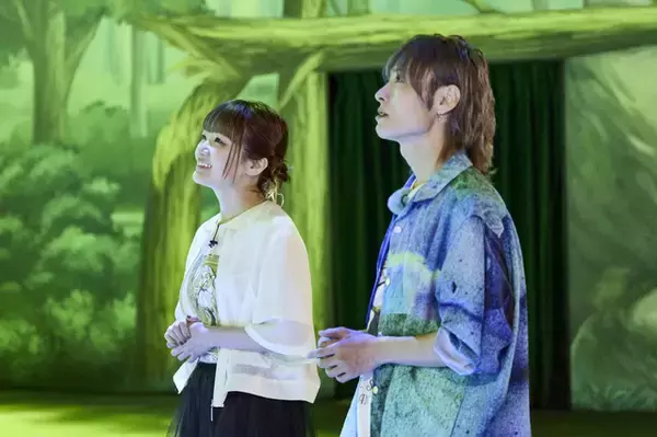 「「フリーレン」フリーレン役・種崎敦美とヒンメル役・岡本信彦がUSJコラボを先行体験「泣きそうになる瞬間が…」「ファンにはたまらない！」」の画像