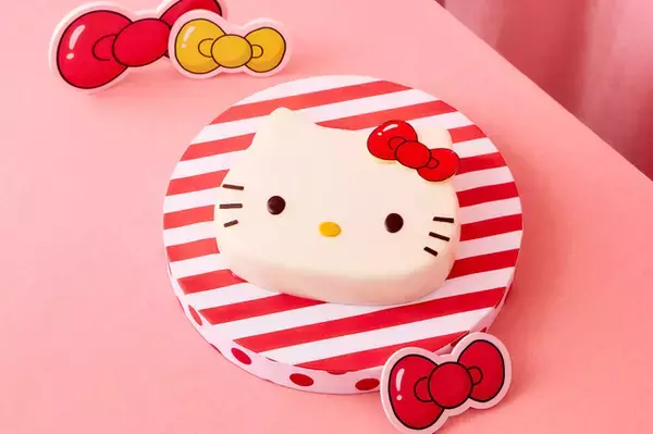ハローキティ＆タイニーチャムの“リボン”が超かわいい♪ スイーツビュッフェが京都センチュリーホテルで開催