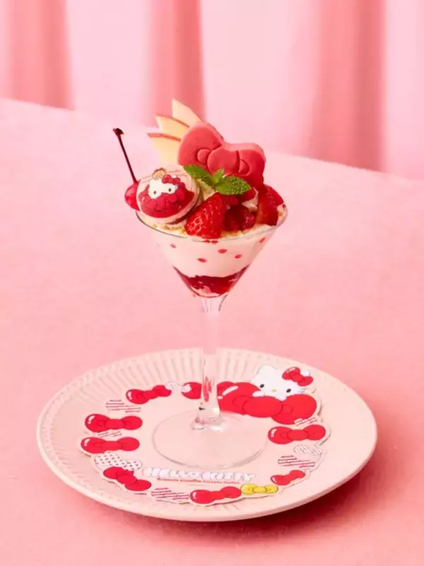 「ハローキティ＆タイニーチャムの“リボン”が超かわいい♪ スイーツビュッフェが京都センチュリーホテルで開催」の画像