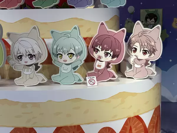 「「アイナナ」ベビー姿のアイドルがかわいすぎる！「べビコミュ」ストアに行ってきた【レポ】」の画像