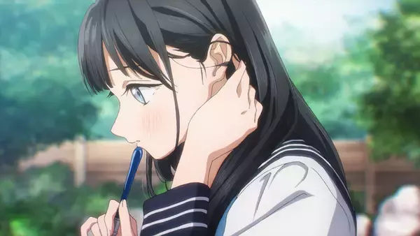 「冬アニメ「明日ちゃんのセーラー服」写真のモデルを引き受けた小路だが… 第4話先行カット」の画像