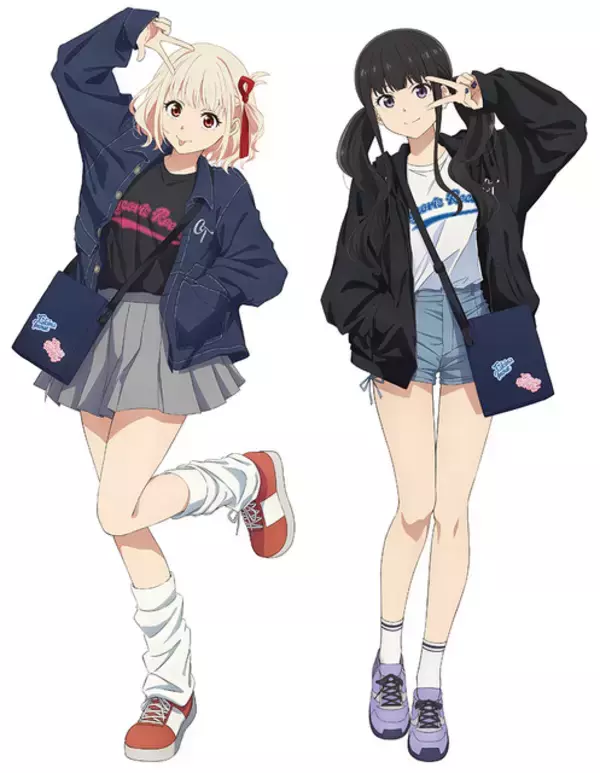 「リコリコ」千束＆たきなとおそろコーデで出かけよう♪ 制作スタッフの描き下ろしイラストを使用した新作Tシャツも登場