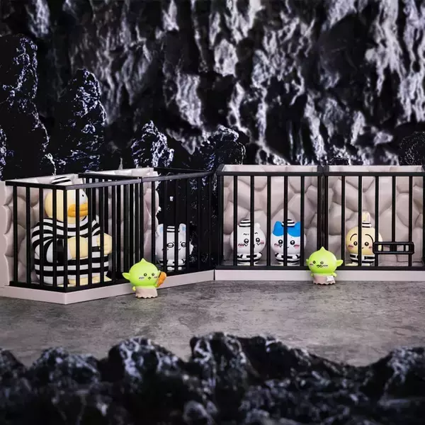 「「ちいかわ」“Chiikawa Baby”ミニぬいぐるみや“オデと牢獄”フィギュアも！新商品が登場【4月24日発売】」の画像