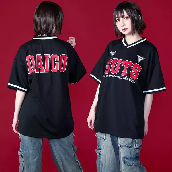 「「ウルトラマンティガ」ティガやイーヴィルティガを大胆デザイン！Tシャツやアクスタなど定番グッズ登場“義務とかじゃないよ…キミが欲しいグッズを買うだけだよ！” POP UP STOREが開催」の画像