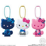 「ハローキティの制服ギャルや日焼けBODYがキュート♪ 真っ黒な姿も!? 全13変化が楽しめるミラー付きグミが発売」の画像3