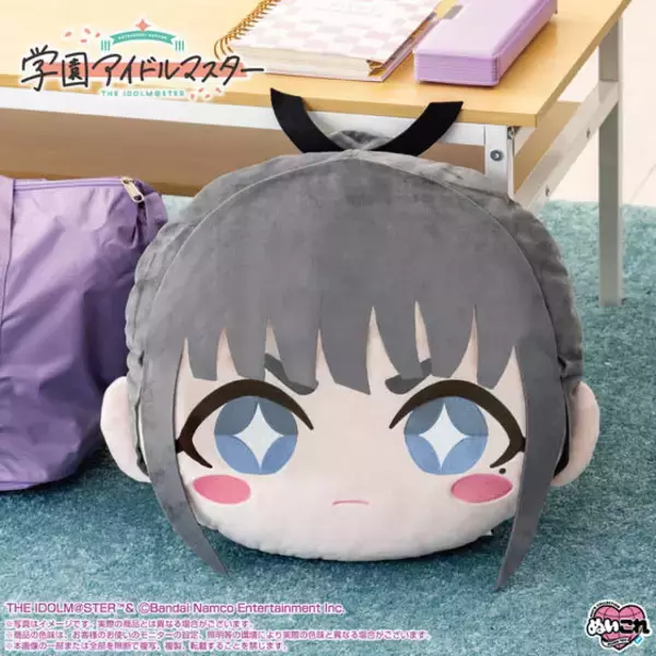 「“抵抗は無駄ですよ。大きなお顔ぬいになったので。”「学マス」リーリヤ、燕、麻央のおっきな顔がぬいぐるみに♪ 思わず抱きしめたくなるサイズ感」の画像