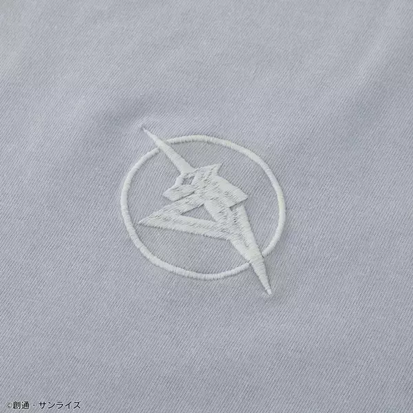 「“ジークジオン”「機動戦士ガンダム」シリーズのロゴマーク入りTシャツ登場！ アムロ、シャア、ジオン公国、マフティーのマークをさり気なくアピール」の画像