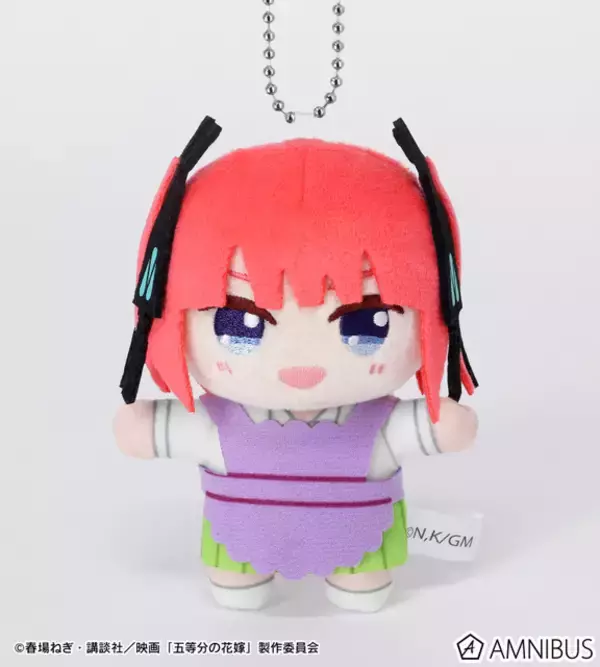 「「五等分の花嫁」二乃、三玖、四葉たちが制服エプロン姿に♪“ちょこんと”キュートな立体マスコットで登場」の画像
