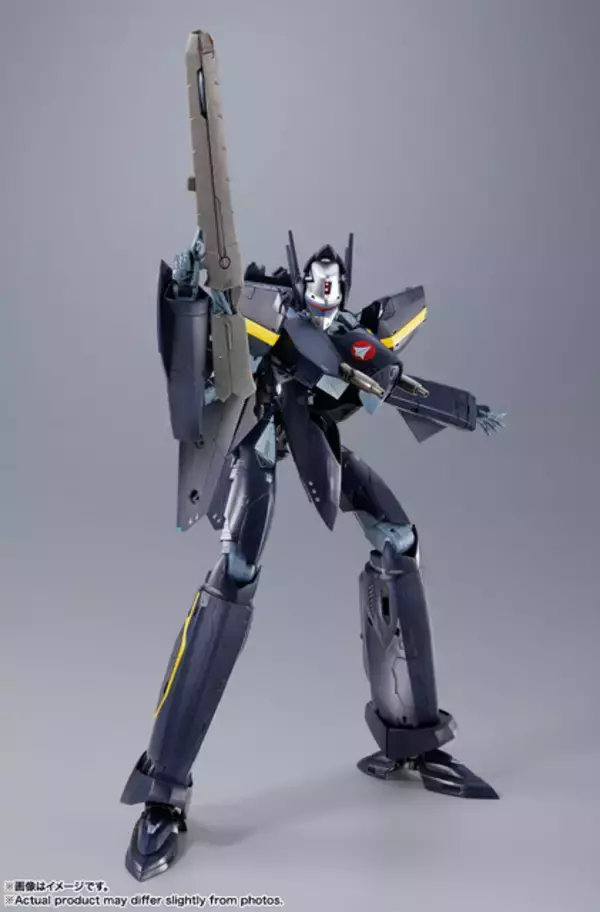 「「マクロス7」VF-17S ナイトメアステルスバルキリー（ガムリン木崎機）が3月20日に発売！バルキリー特有の3段変形でプレイバリュー◎」の画像