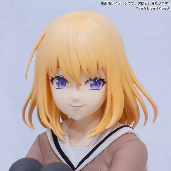 「「バンドリ」Ave Mujicaの三角初華がプライズフィギュアで展開中！ 全国のゲームセンターでGETしよう♪」の画像