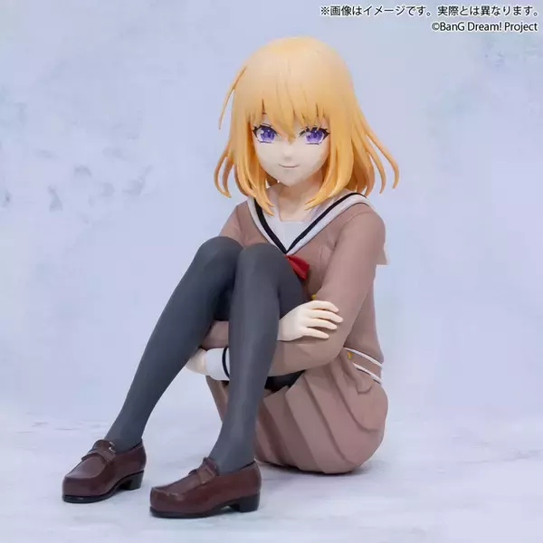 「「バンドリ」Ave Mujicaの三角初華がプライズフィギュアで展開中！ 全国のゲームセンターでGETしよう♪」の画像