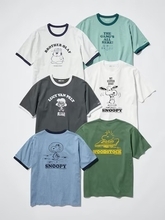 「PEANUTS×ユニクロ」かわいすぎて全種類ほしくなる…！ スヌーピーやウッドストック、ピーナッツギャングデザインのUTが新登場♪