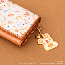 ミッキーやミニーが“美味しそうなパン”に♪ 財布やチャーム、バッグが登場！「Nuiパン」×Samantha Thavasa Petit Choiceコラボ