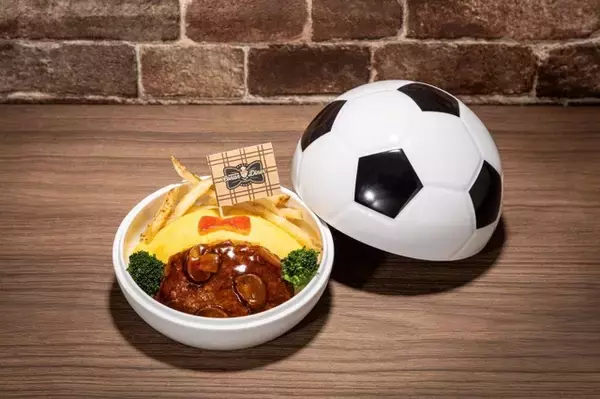 「コナン」“いっけぇぇぇぇ！”ハンバーグや、赤井秀一・安室透らのドリンクにわくわく♪ 「名探偵コナンダイナー」26年冬に渋谷でオープン！