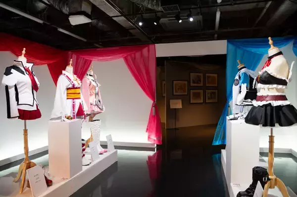 「「神風怪盗ジャンヌ」「満月をさがして」…種村有菜の30周年記念展が開催中！フォトレポートをご紹介」の画像