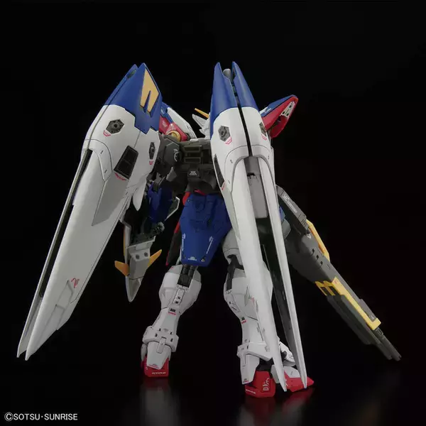 「“未来は見えているはずだ！”「RG 1/144 ウイングガンダムゼロ」の抽選販売が受付中！　ウイングバインダーにRGならではのギミックを搭載」の画像
